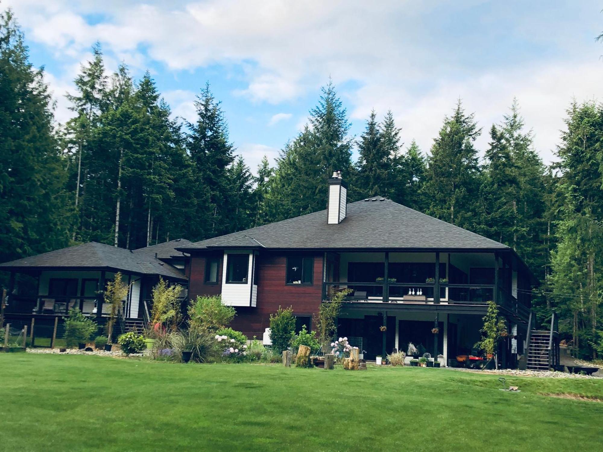 Ashling Cottage Qualicum Beach Exterior photo